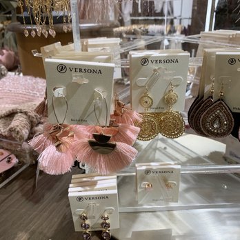 Versona - Accessories Near Me - Mount Pleasant, South Carolina Versona - Accessories Near Me - Mount Pleasant, South Carolina