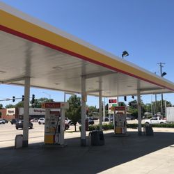 River & Oakton Shell Auto Care
