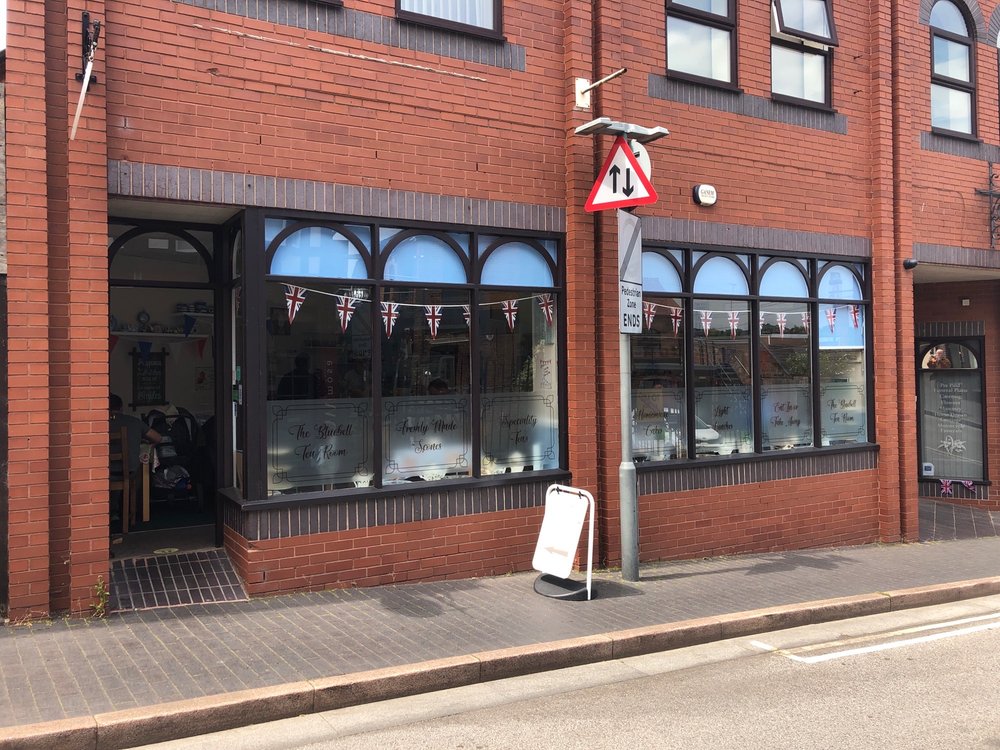THE BLUEBELL TEA ROOM 2 Belmont Streeet, Swadlincote, Derbyshire