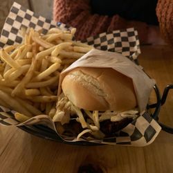 Wildfangs Grill House - Pulled pork sandwich & fries