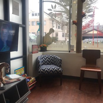 Newton Pediatric Dentistry - Waiting room - Pediatric Dentists Near Me - Newton, Massachusetts Newton Pediatric Dentistry - Waiting room - Pediatric Dentists Near Me - Newton, Massachusetts