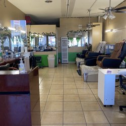 Asa's Hair & Nails - New owners asked for Tina