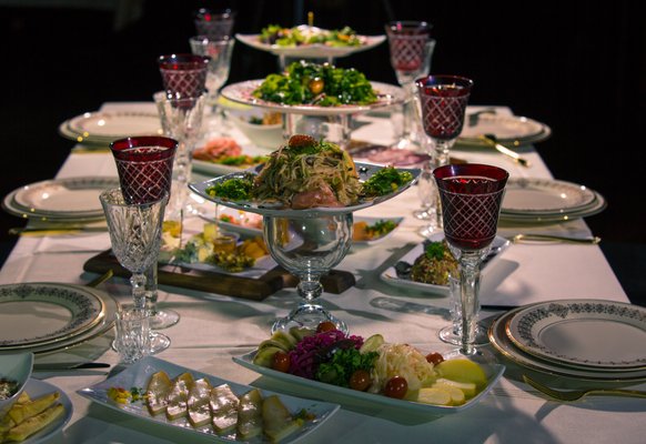 Romanov Restaurant and Lounge by null