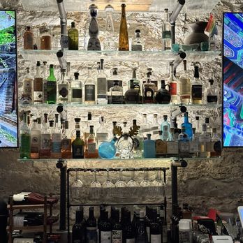 Cadence Cellars Speakeasy - Bar - Speakeasies Near Me - Pittsburgh, Pennsylvania Cadence Cellars Speakeasy - Bar - Speakeasies Near Me - Pittsburgh, Pennsylvania