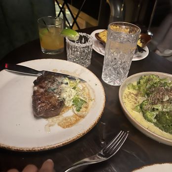 Arnette's Chop Shop - Steakhouses Near Me - Brookhaven, Georgia