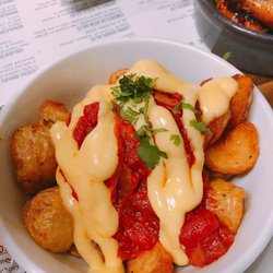 Ambiente Tapas Fossgate - Patatas bravas
