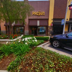 PacSun