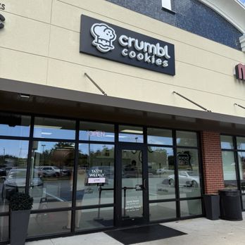 Crumbl - Niceville - Bakeries Near Me - Niceville, Florida