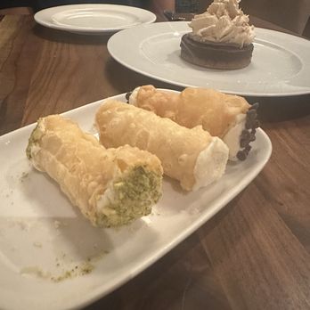 La Stellina - Cannolis - Italian Near Me - Park City, Utah La Stellina - Cannolis - Italian Near Me - Park City, Utah