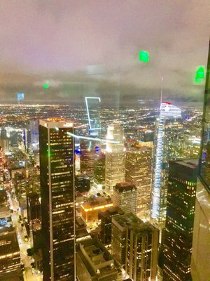 US Bank Tower by null