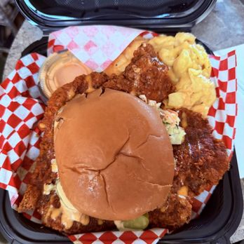 That Mother Clucker - The hot chicken sandwiches are SO HUGE!! They're next level delicious!! - Food Trucks Near Me - Hesperia, California