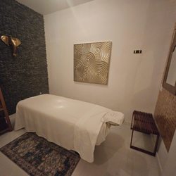 Neo Brickell Massage
