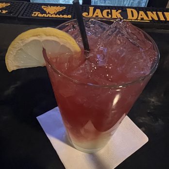 The Gold Bar - Parking Problems with cranberry - Cocktail Bars Near Me - Niagara Falls, New York