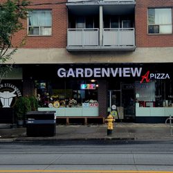 Gardenview Convenience - Storefront (09/14/25). #GardenView_Toronto @Destination_Toronto @Canada #ConvenienceStore #AmicoPizza #APizzaLimited #Pizza
