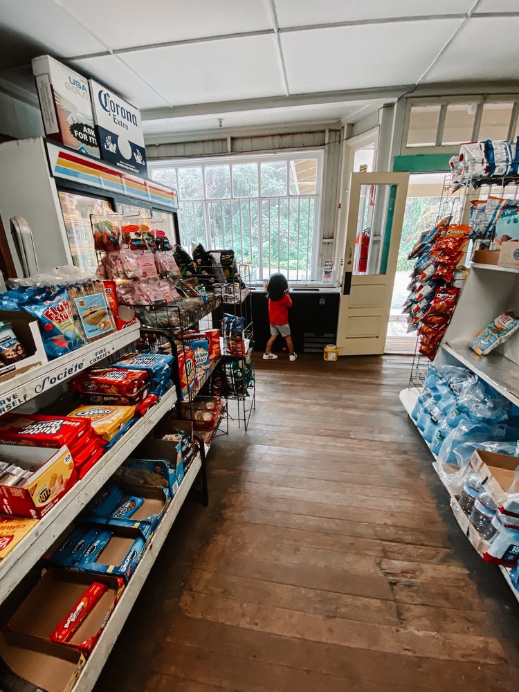 FONG HENRY GENERAL STORE Updated July 2024 64 Photos & 17 Reviews