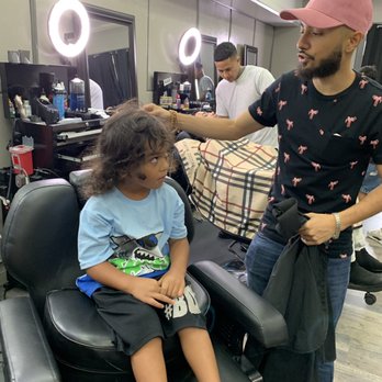 Blend House Studio - Our consultation - Men's Hair Salons Near Me - Pearl City, Hawaii