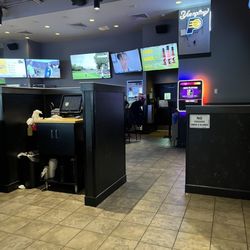 Buffalo Wild Wings - Inside