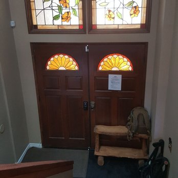 Destination Big Bear - Entrance doors - Vacation Rentals Near Me - Big Bear Lake, California Destination Big Bear - Entrance doors - Vacation Rentals Near Me - Big Bear Lake, California