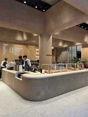 WatchHouse 5th Ave. by null