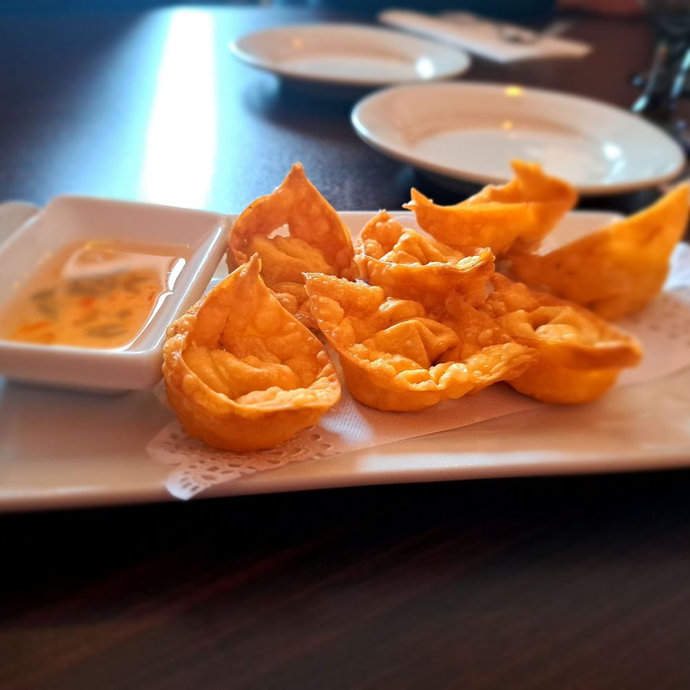 Pho Delight Thai Restaurant - Golden Bags - Thai Near Me - Willimantic, Connecticut Pho Delight Thai Restaurant - Golden Bags - Thai Near Me - Willimantic, Connecticut
