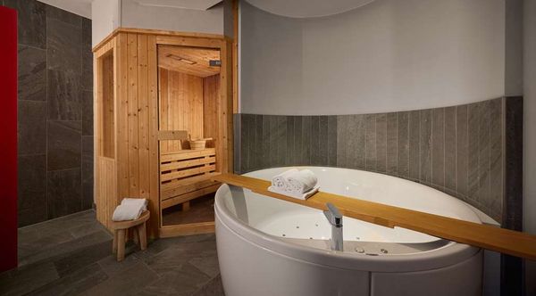 Haven Hotel Rotterdam, Curio Collection by Hilton by null
