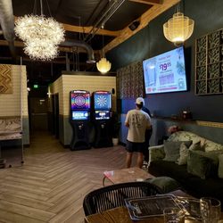 Dodo Bird Kitchen and Cocktails - Game area