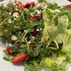 The Bistro - Courtyard by Marriott East Lansing Okemos - Strawberry Salad
