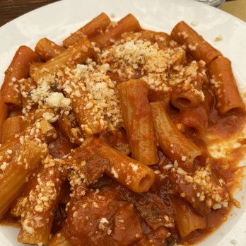 Maccheroni - Amatriciana - Roman Near Me - Rome, RM Maccheroni - Amatriciana - Roman Near Me - Rome, RM