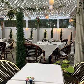 Mediterraneo Restaurant - Spanish Near Me - Bayonne, New Jersey