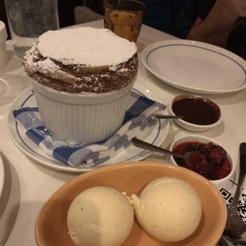 Poulet Bleu - Chocolate Soufflé - French Near Me - Pittsburgh, Pennsylvania Poulet Bleu - Chocolate Soufflé - French Near Me - Pittsburgh, Pennsylvania
