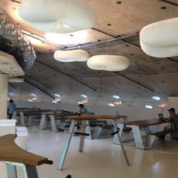 Centro Ovale - Free co-working area with free high speed Internet. 4th floor.