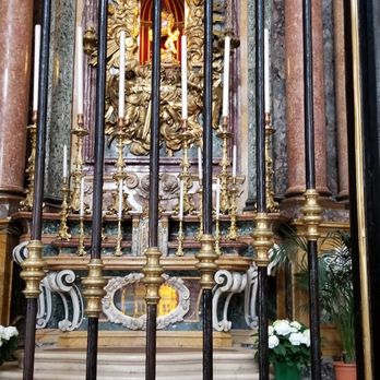 Basilica di San Petronio - Chapel of San Petronio - Churches Near Me - Bologna, BO