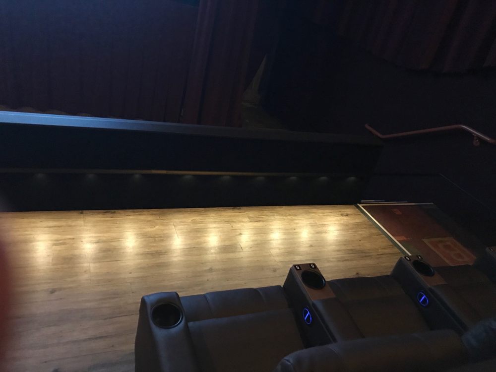 MALCO HOLLYWOOD 12 CINEMA 12 Reviews 2407 E Parker Rd, Jonesboro