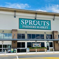 Sprouts Farmers Market - Exterior