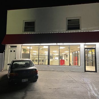 Quick Clean Laundry - Choose your own semi-diagonal parking - Laundry Services Near Me - Mount Clemens, Michigan Quick Clean Laundry - Choose your own semi-diagonal parking - Laundry Services Near Me - Mount Clemens, Michigan