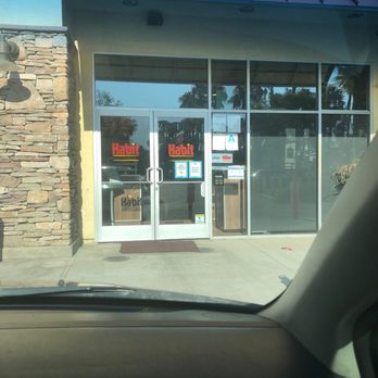 Habit Burger & Grill - Waiting for our order... - Burgers Near Me - Chatsworth, California