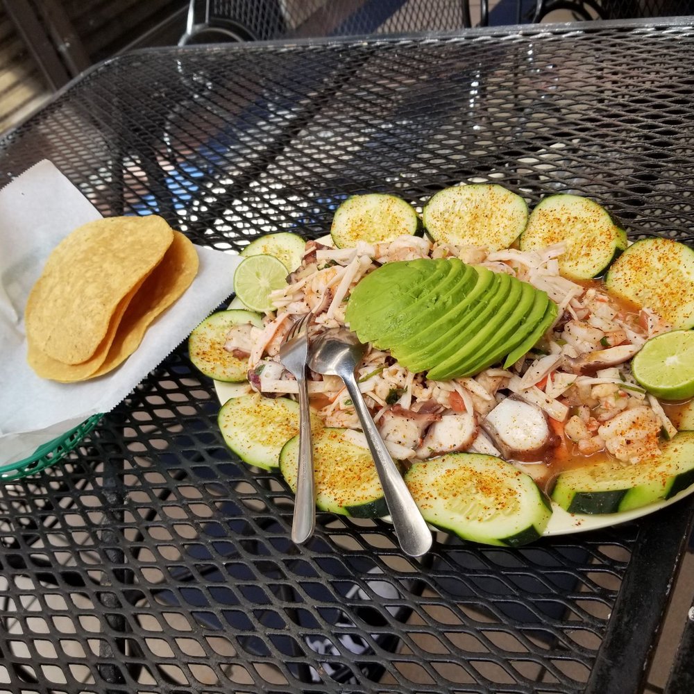El Gallito - Marisco plate, octopus, imitation crab, fisch & shrimp in a mixture topped w. avocado. Super fresh & just the right flavor! - Mexican Near Me - Los Angeles, California