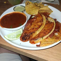 Queso birria beef tacos Queso birria beef tacos