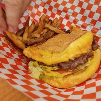 Chunk’s Burger - Bacon cheeseburger - Burgers Near Me - Stafford, Texas