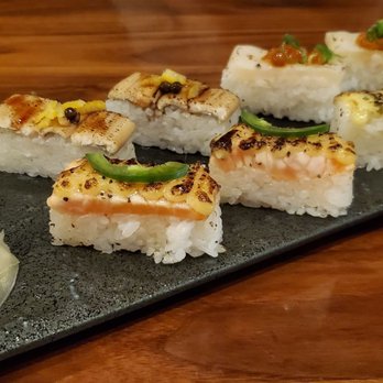 Kiu Japanese Restaurant - 8 piece oshi sushi platter. - Japanese Near Me - Markham, Ontario