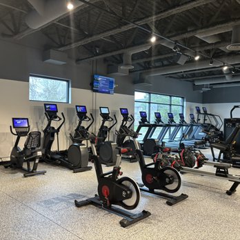 Anytime Fitness - Large Premium Cardio area. - Gyms Near Me - Surrey, British Columbia Anytime Fitness - Large Premium Cardio area. - Gyms Near Me - Surrey, British Columbia