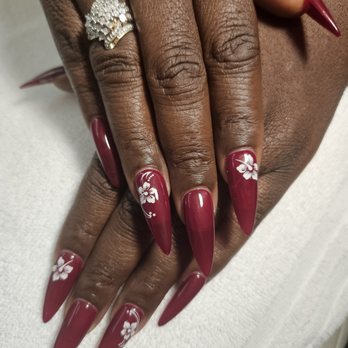 Tulip Nails - Glamorous - Nail Salons Near Me - Alameda, California