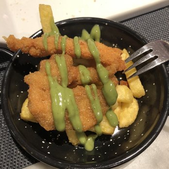 Taberna de Jam - Fried chicken and fries tapa - Spanish Near Me - Granada, GR