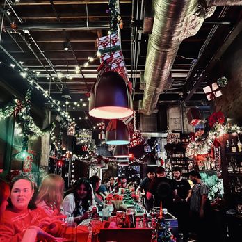 The Courtesy - Cocktail Bars Near Me - Winter Park, Florida