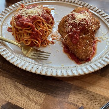 Amici Italia - Chicken Parmesan - Italian Near Me - Cherokee, North Carolina
