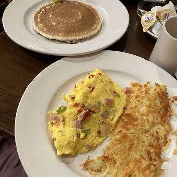 DC Cafe - Denver Omelet (and paid $1 to upgrade from toast to a pancake) - Breakfast & Brunch Near Me - Reno, Nevada