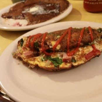Al's Breakfast - Omelette with sriracha, blackberry pancake - Diners Near Me - Minneapolis, Minnesota Al's Breakfast - Omelette with sriracha, blackberry pancake - Diners Near Me - Minneapolis, Minnesota