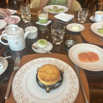Le Café Louis Vuitton - Our beautiful table - Cafes Near Me - New York, New York Le Café Louis Vuitton - Our beautiful table - Cafes Near Me - New York, New York