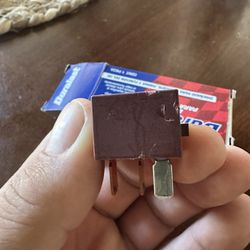 AutoZone - Damaged used Relay fuse