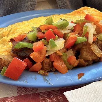 Pauline's - Smokehaus Omlette with potatoes - Diners Near Me - Chicago, Illinois